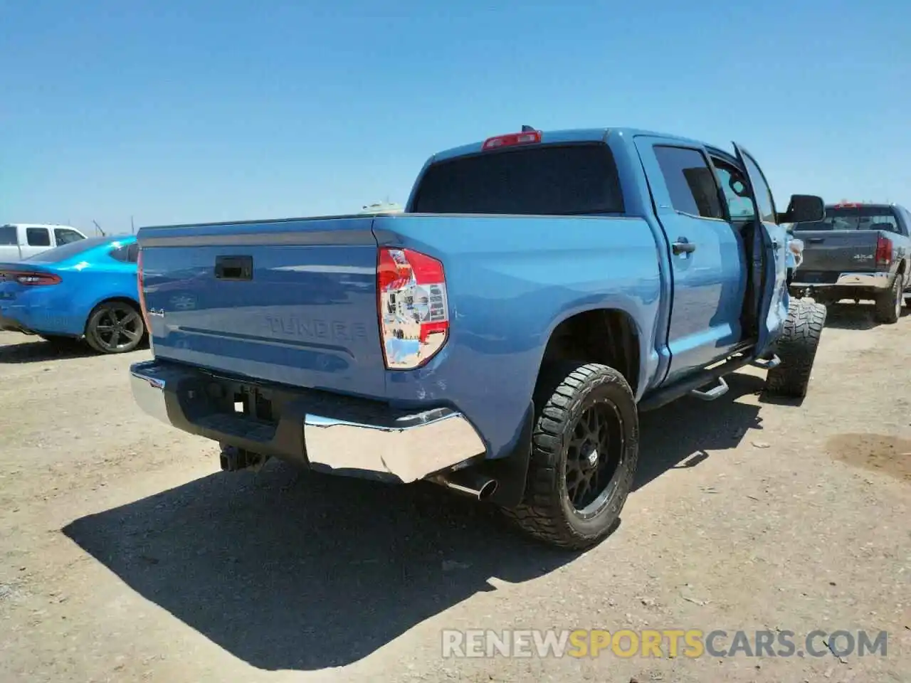 4 Photograph of a damaged car 5TFDY5F1XMX968501 TOYOTA TUNDRA 2021