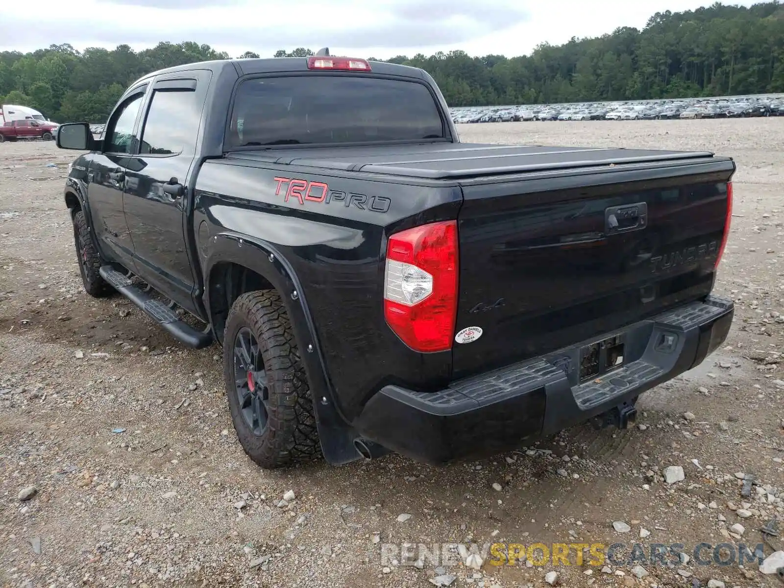 3 Photograph of a damaged car 5TFDY5F1XMX977120 TOYOTA TUNDRA 2021