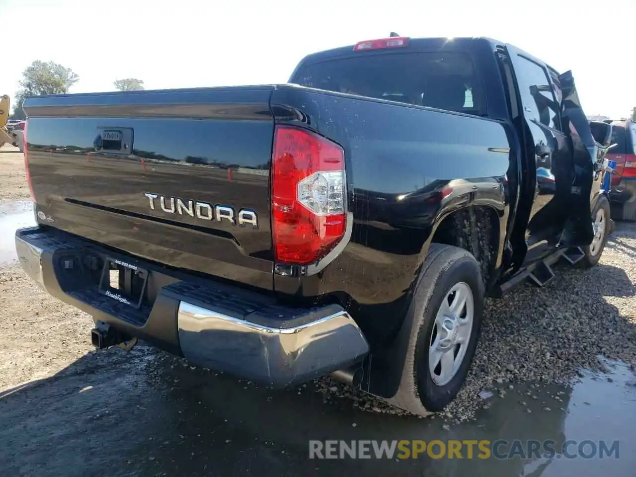 4 Photograph of a damaged car 5TFEY5F10MX276297 TOYOTA TUNDRA 2021