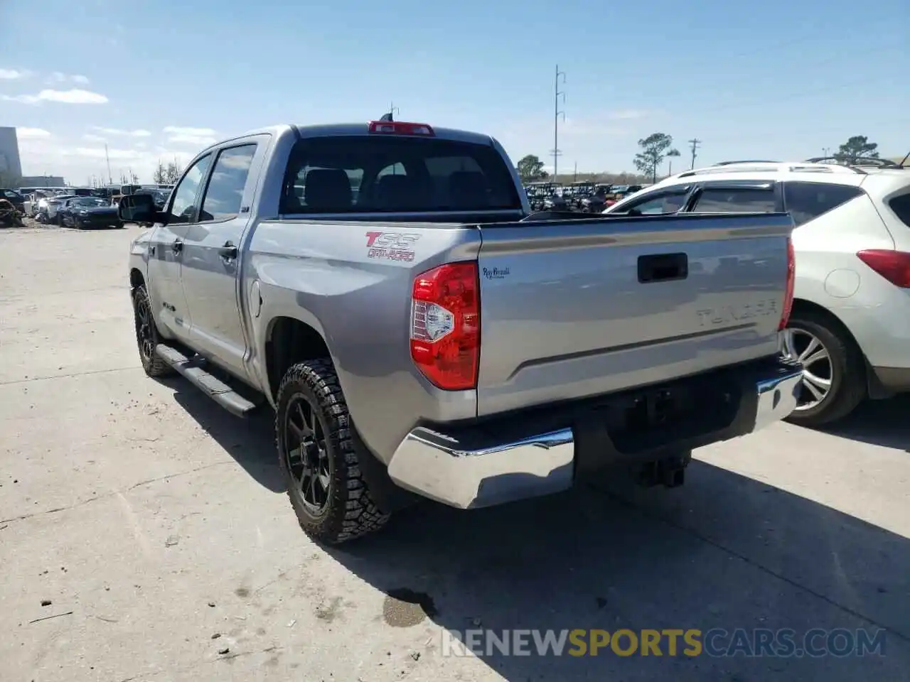 3 Photograph of a damaged car 5TFEY5F10MX277563 TOYOTA TUNDRA 2021