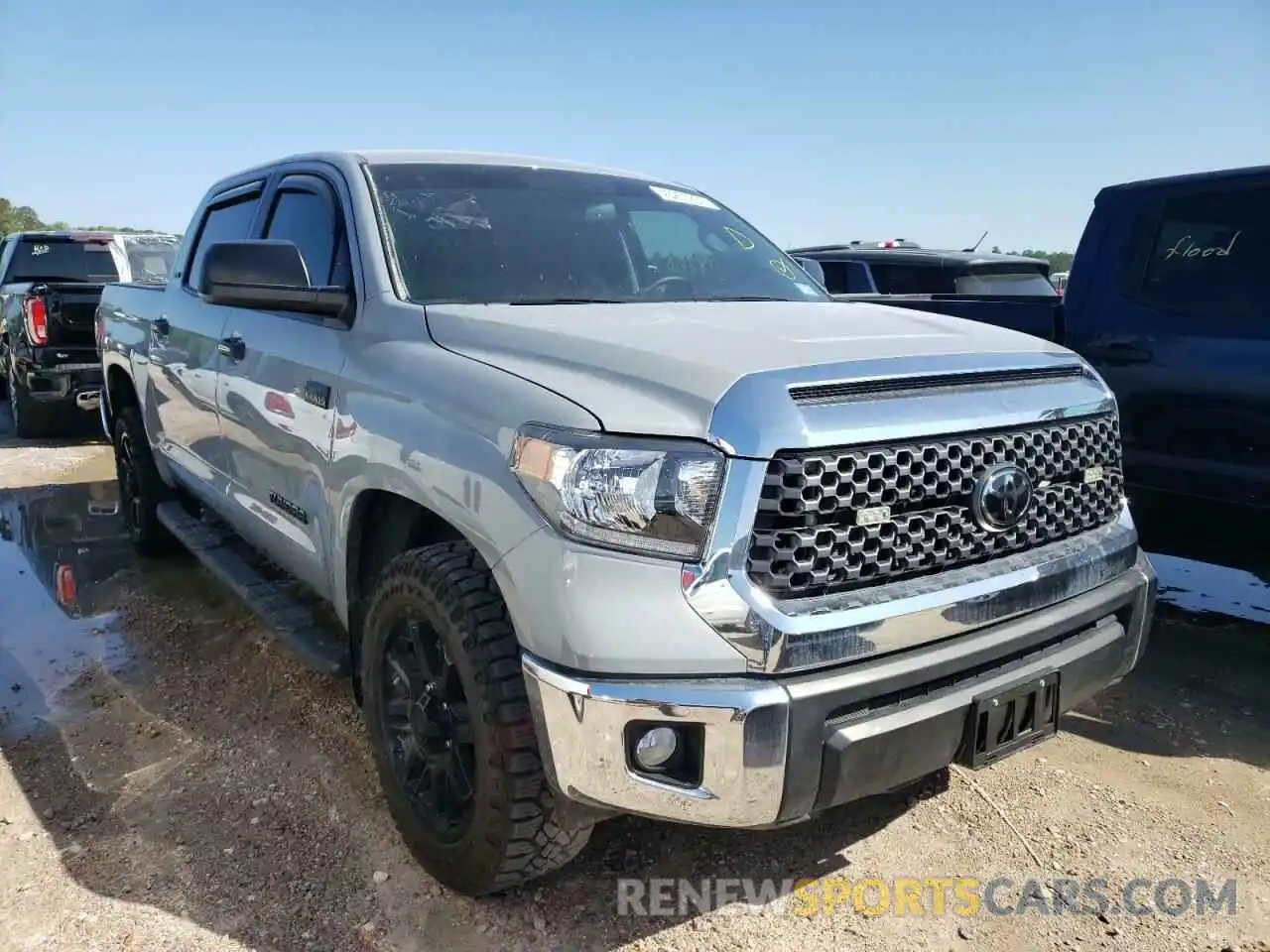 1 Photograph of a damaged car 5TFEY5F11MX275305 TOYOTA TUNDRA 2021