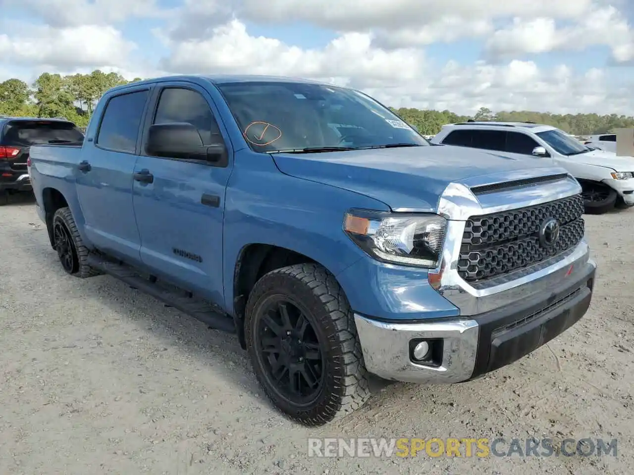 1 Photograph of a damaged car 5TFEY5F11MX287387 TOYOTA TUNDRA 2021