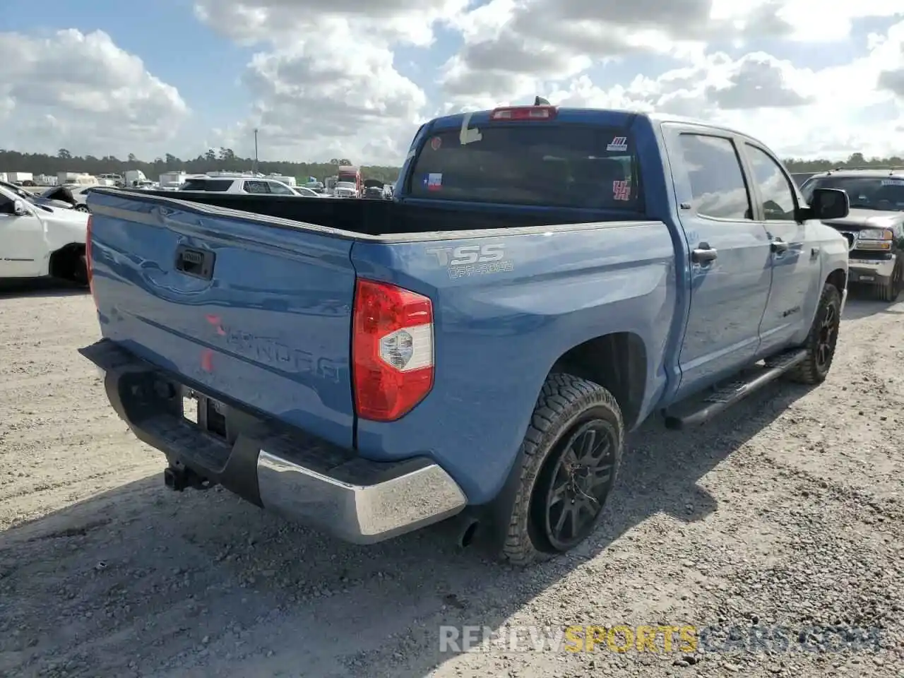 4 Photograph of a damaged car 5TFEY5F11MX287387 TOYOTA TUNDRA 2021