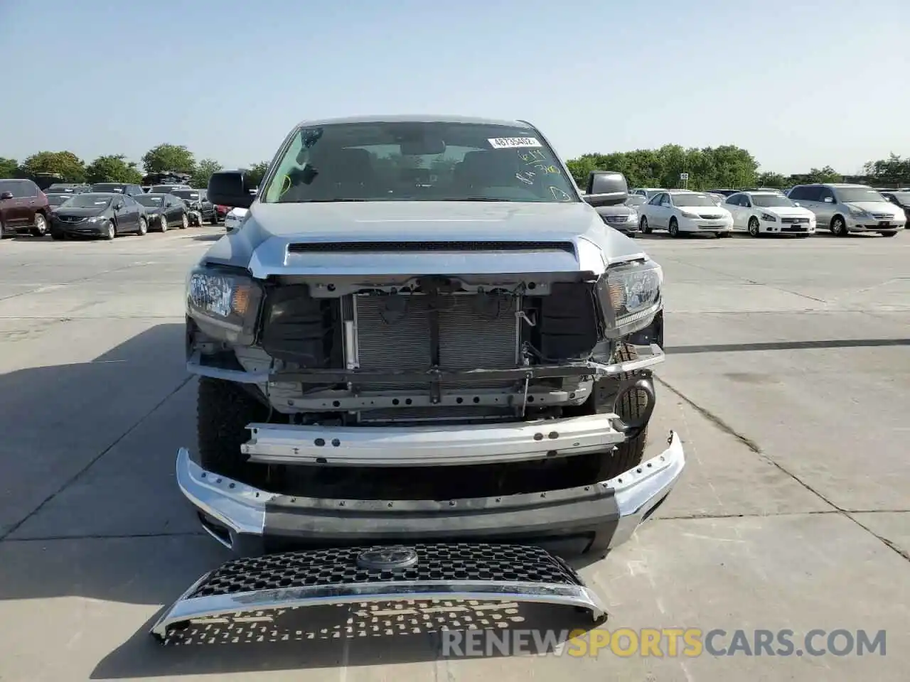 9 Photograph of a damaged car 5TFEY5F11MX299989 TOYOTA TUNDRA 2021