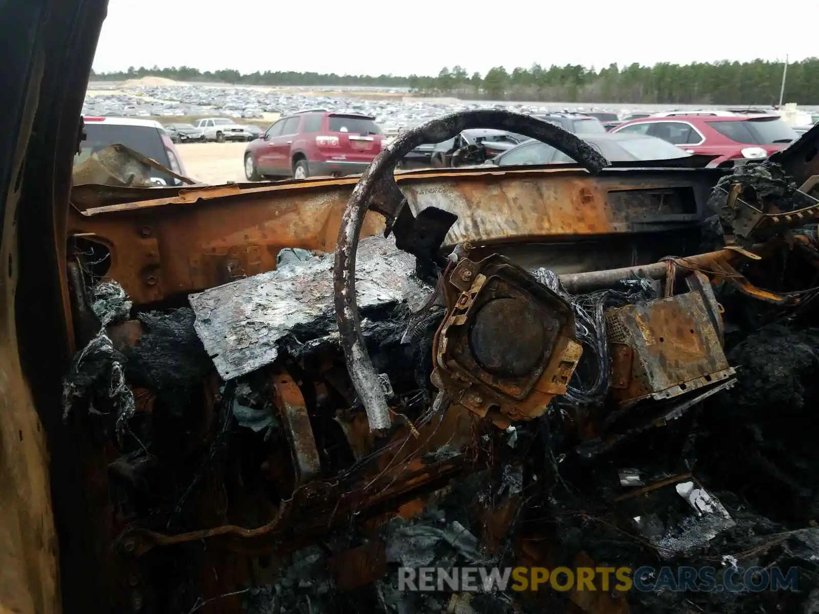 8 Photograph of a damaged car 5TFEY5F12MX273255 TOYOTA TUNDRA 2021