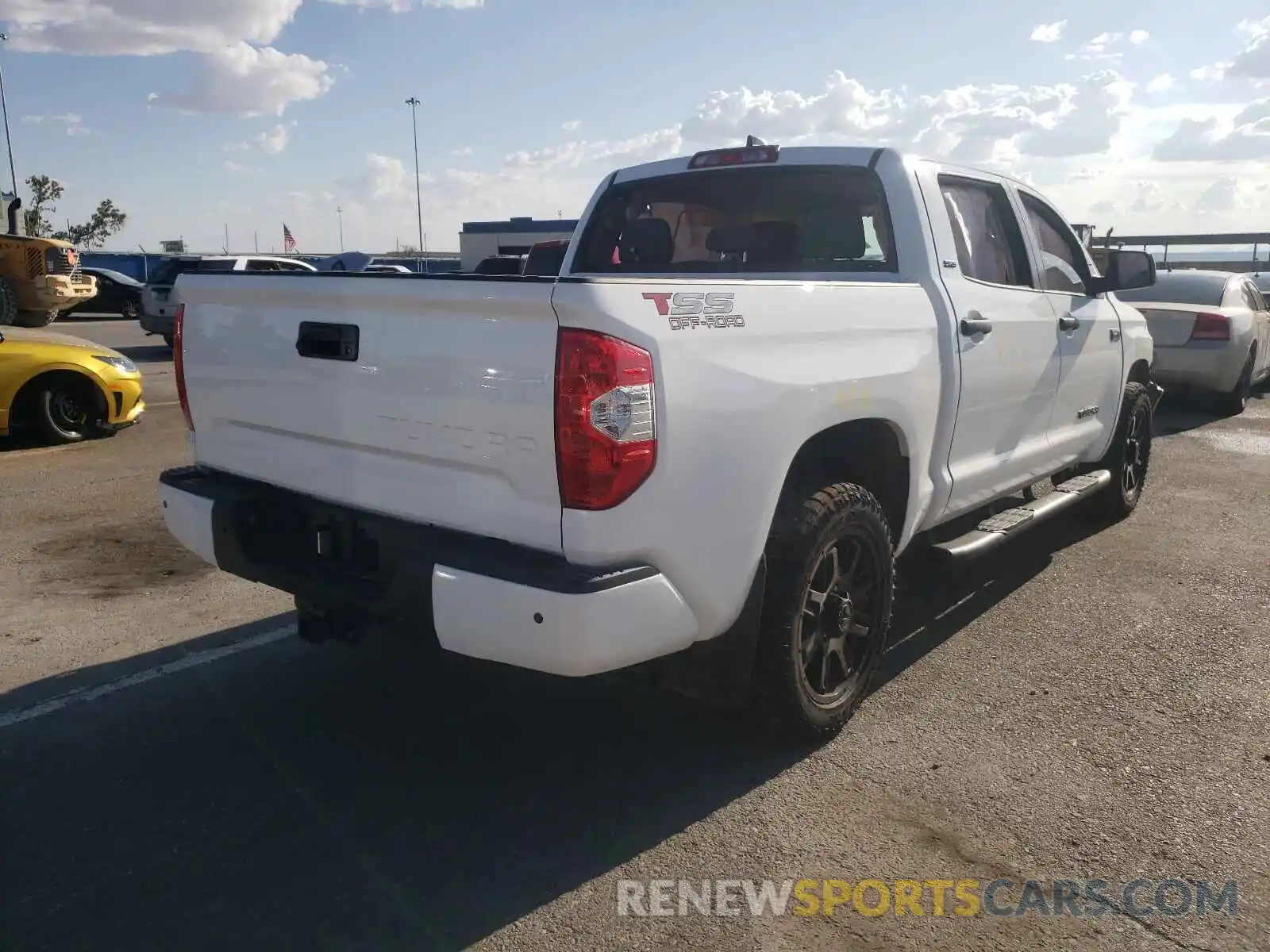 4 Photograph of a damaged car 5TFEY5F12MX284434 TOYOTA TUNDRA 2021