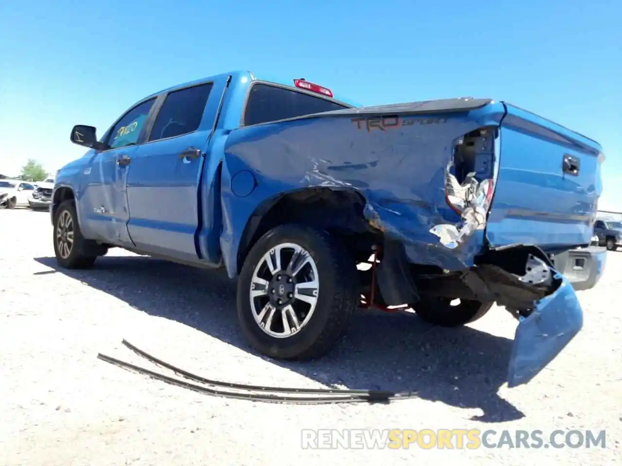 9 Photograph of a damaged car 5TFEY5F12MX289813 TOYOTA TUNDRA 2021