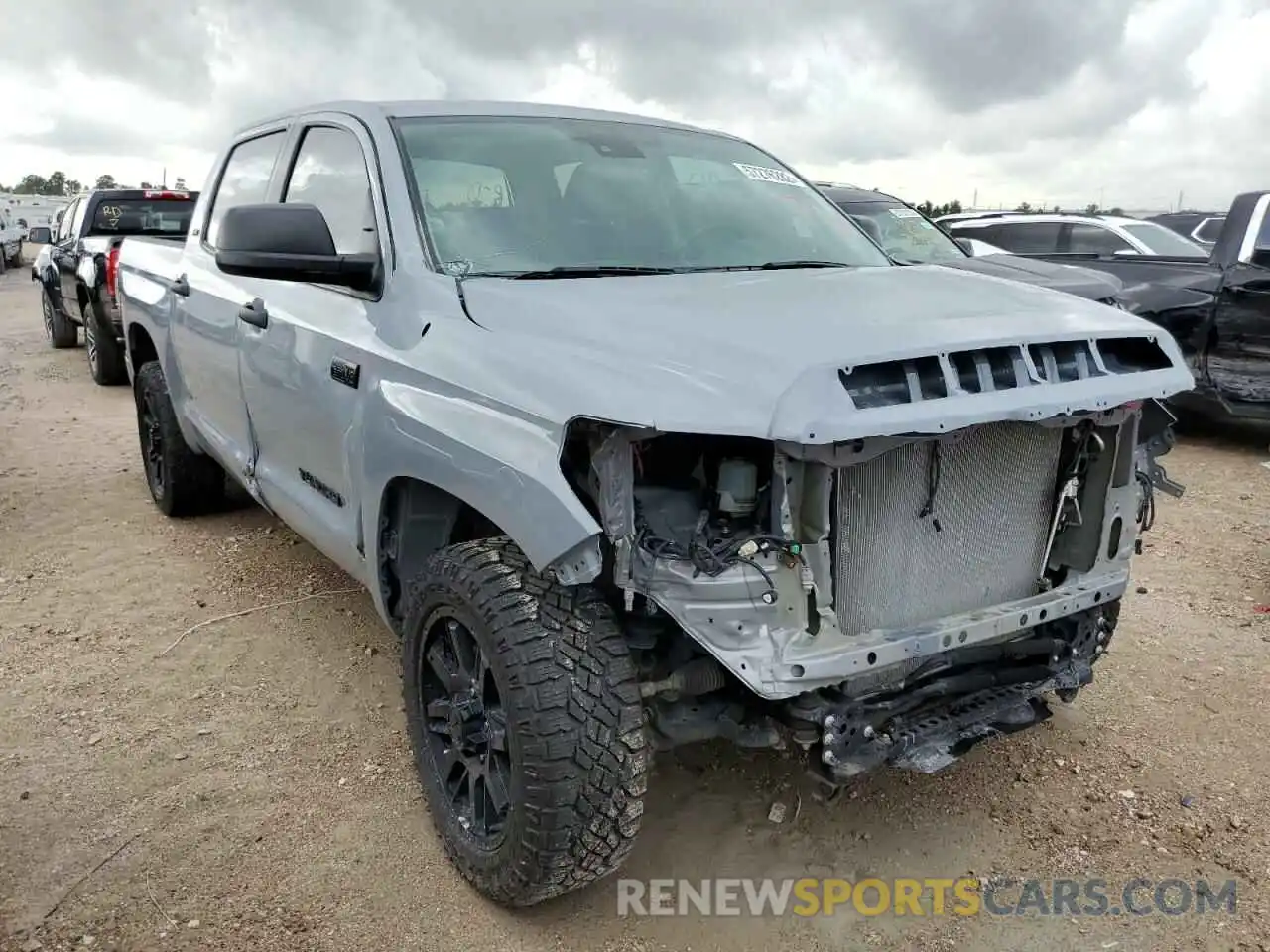 1 Photograph of a damaged car 5TFEY5F12MX296664 TOYOTA TUNDRA 2021