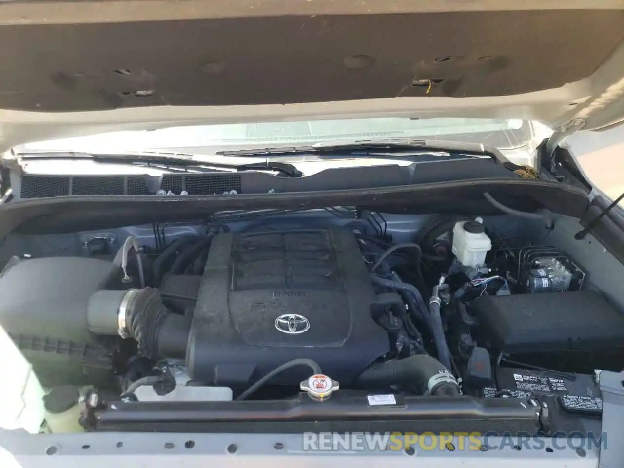 7 Photograph of a damaged car 5TFEY5F14MX272303 TOYOTA TUNDRA 2021