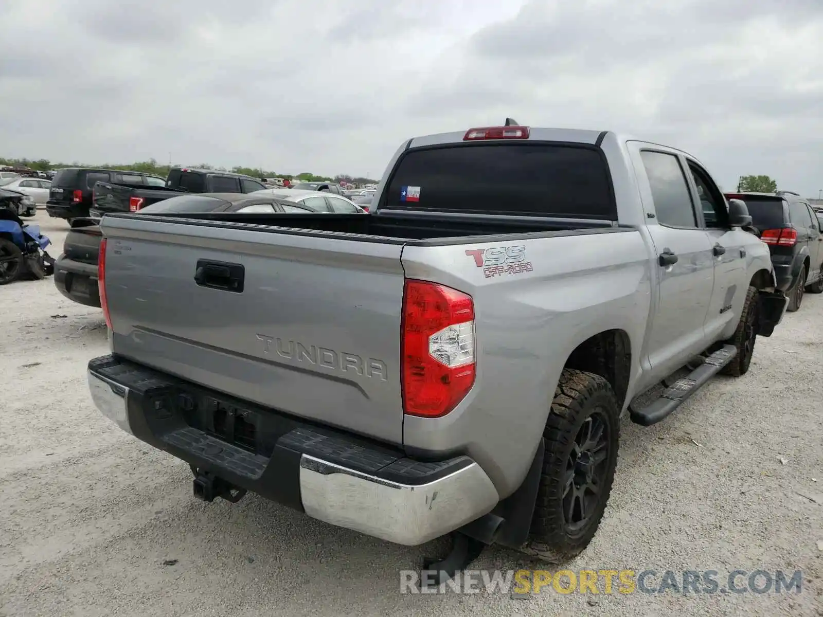 4 Photograph of a damaged car 5TFEY5F15MX273251 TOYOTA TUNDRA 2021