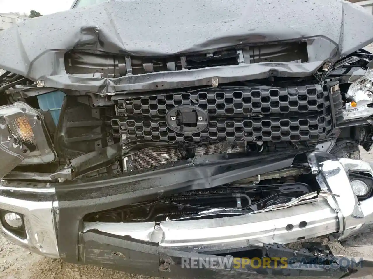 9 Photograph of a damaged car 5TFEY5F15MX281088 TOYOTA TUNDRA 2021