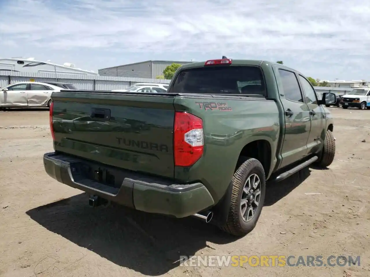 4 Photograph of a damaged car 5TFEY5F15MX286436 TOYOTA TUNDRA 2021