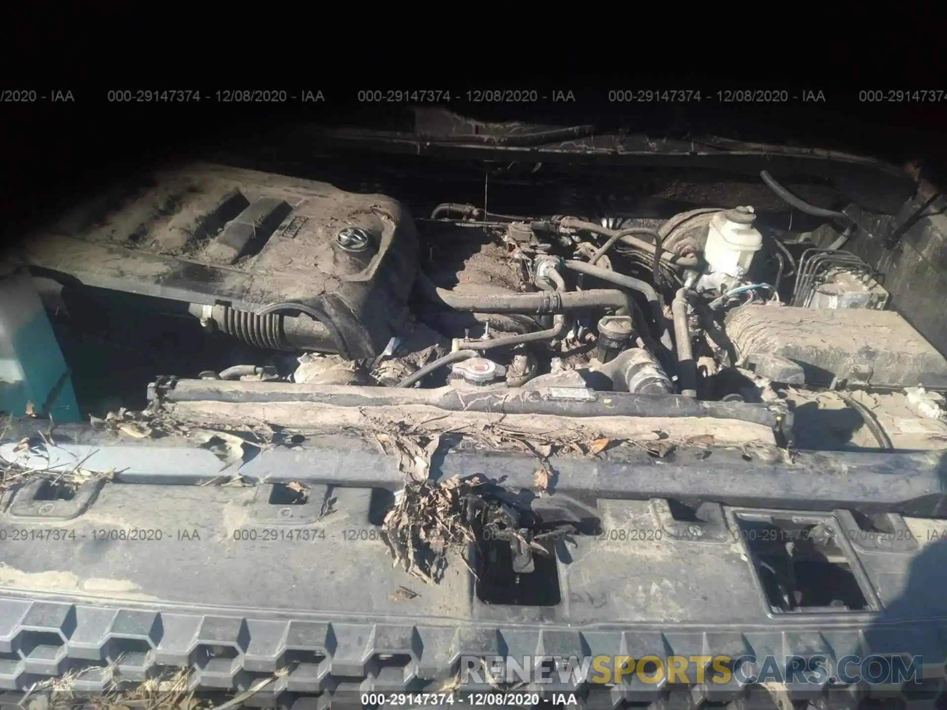 10 Photograph of a damaged car 5TFEY5F16MX274568 TOYOTA TUNDRA 2021