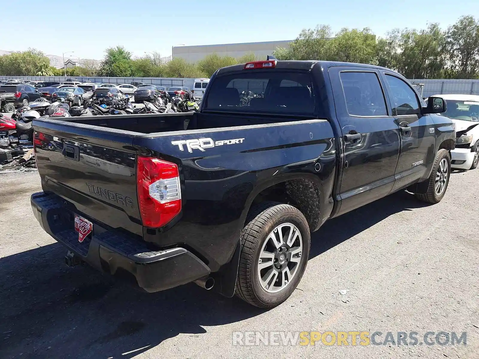 4 Photograph of a damaged car 5TFEY5F17MX288639 TOYOTA TUNDRA 2021