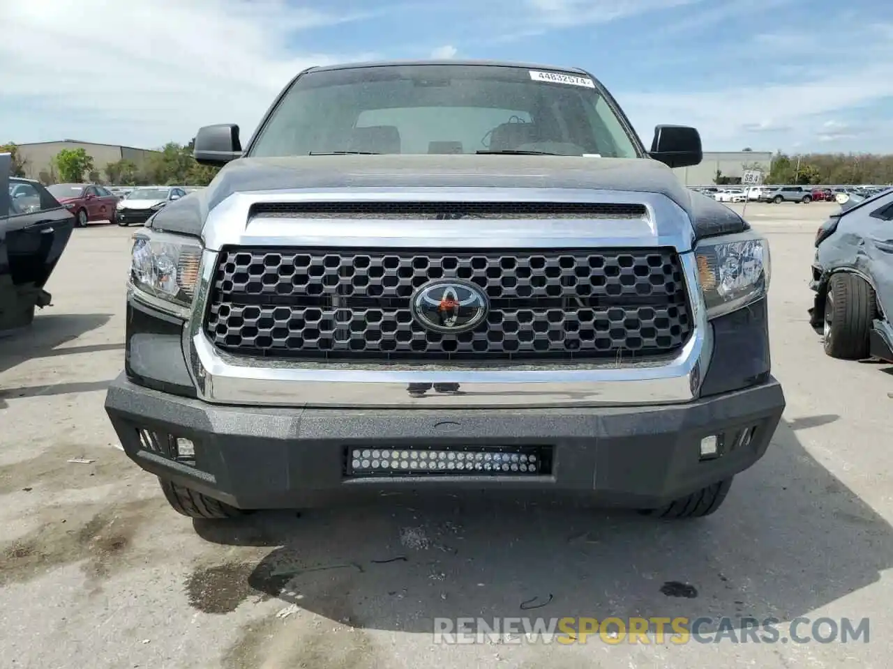 5 Photograph of a damaged car 5TFEY5F18MX279593 TOYOTA TUNDRA 2021