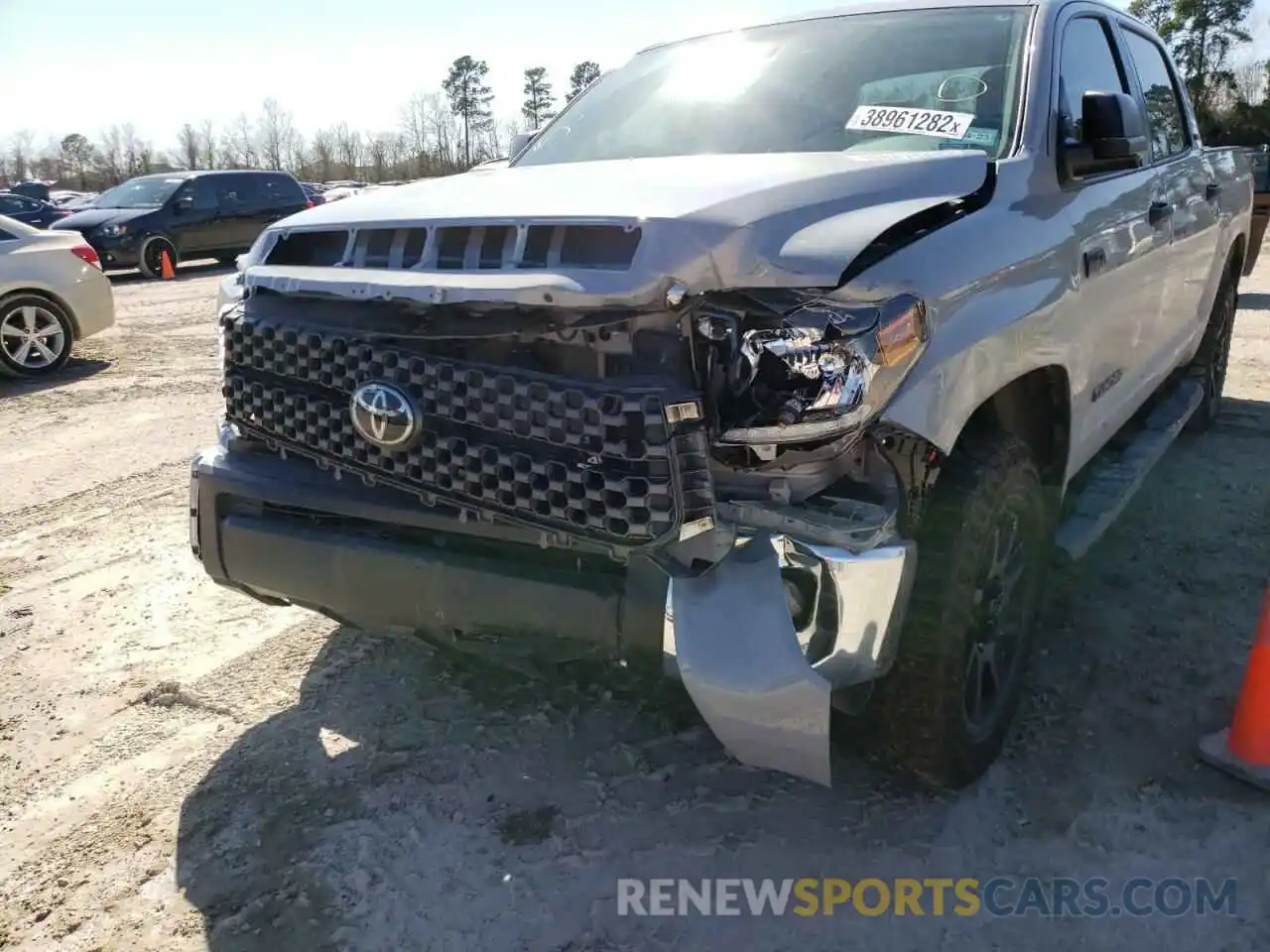 9 Photograph of a damaged car 5TFEY5F18MX282946 TOYOTA TUNDRA 2021