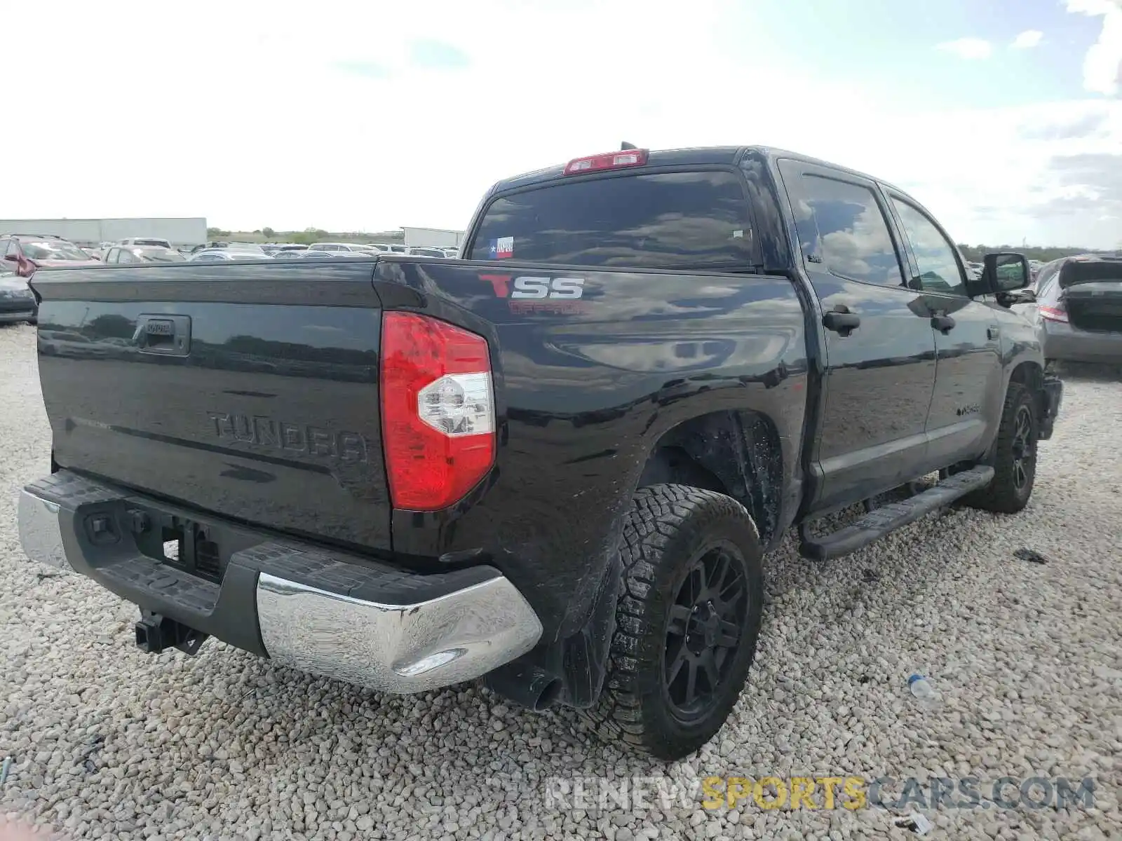 4 Photograph of a damaged car 5TFEY5F19MX272331 TOYOTA TUNDRA 2021