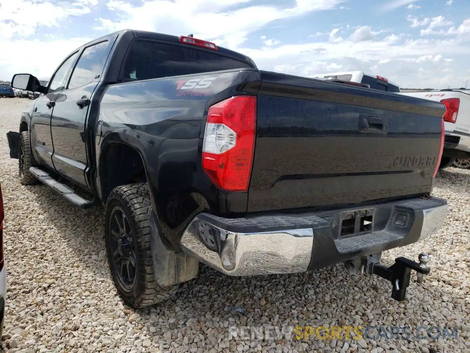 3 Photograph of a damaged car 5TFEY5F19MX272958 TOYOTA TUNDRA 2021