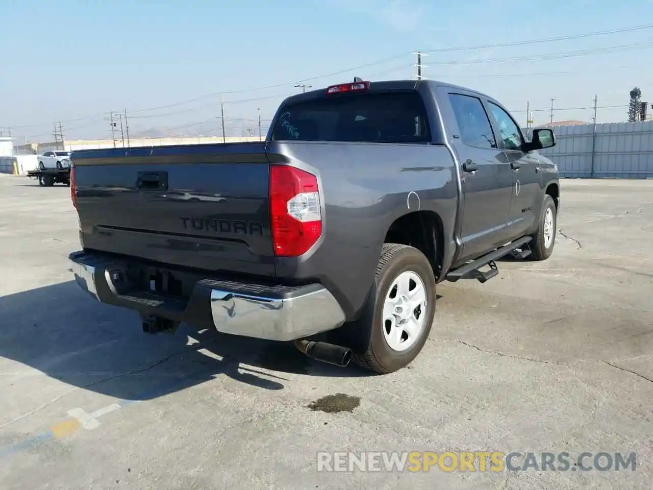 4 Photograph of a damaged car 5TFEY5F19MX275861 TOYOTA TUNDRA 2021