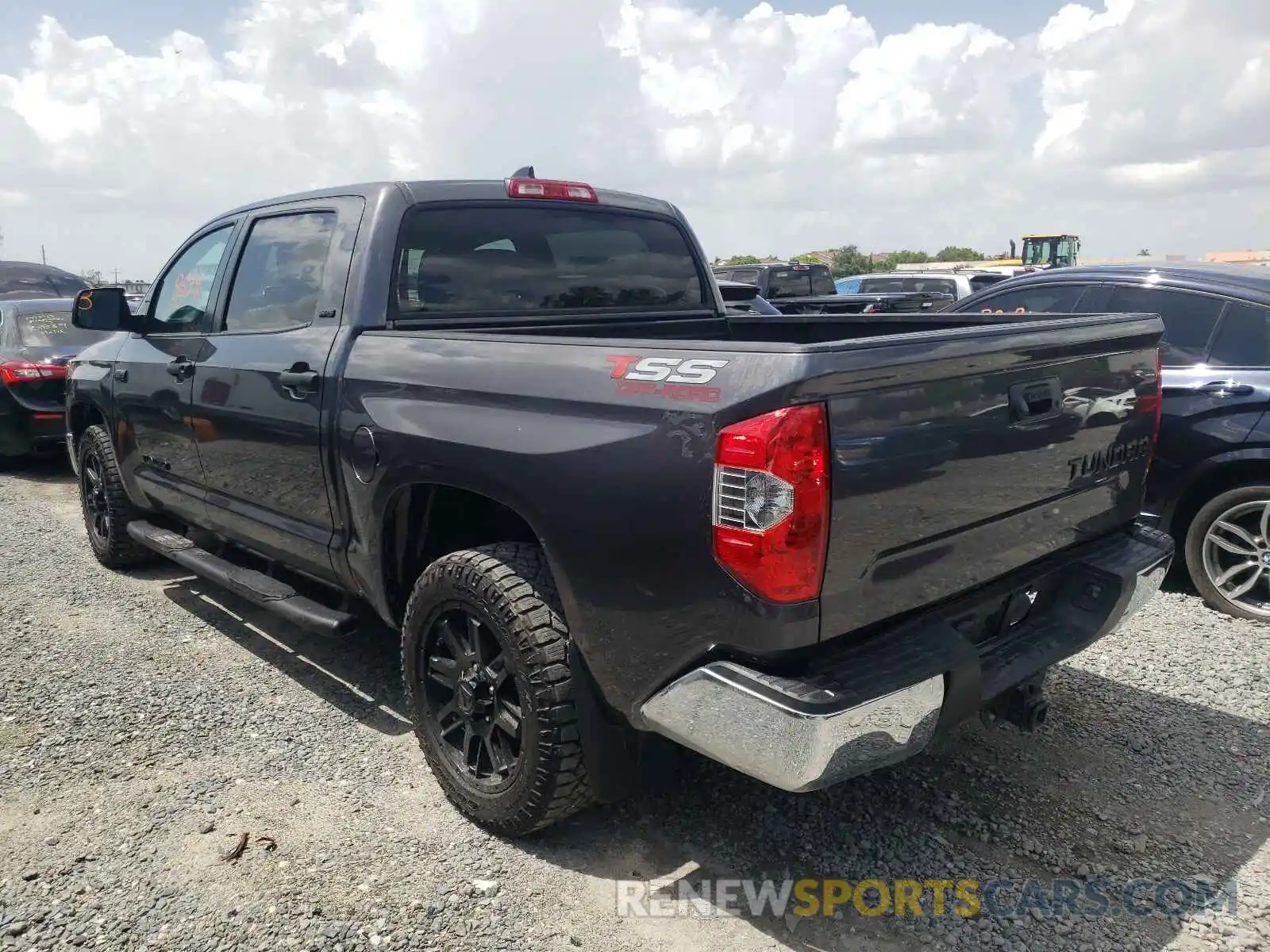 3 Photograph of a damaged car 5TFEY5F1XMX273083 TOYOTA TUNDRA 2021