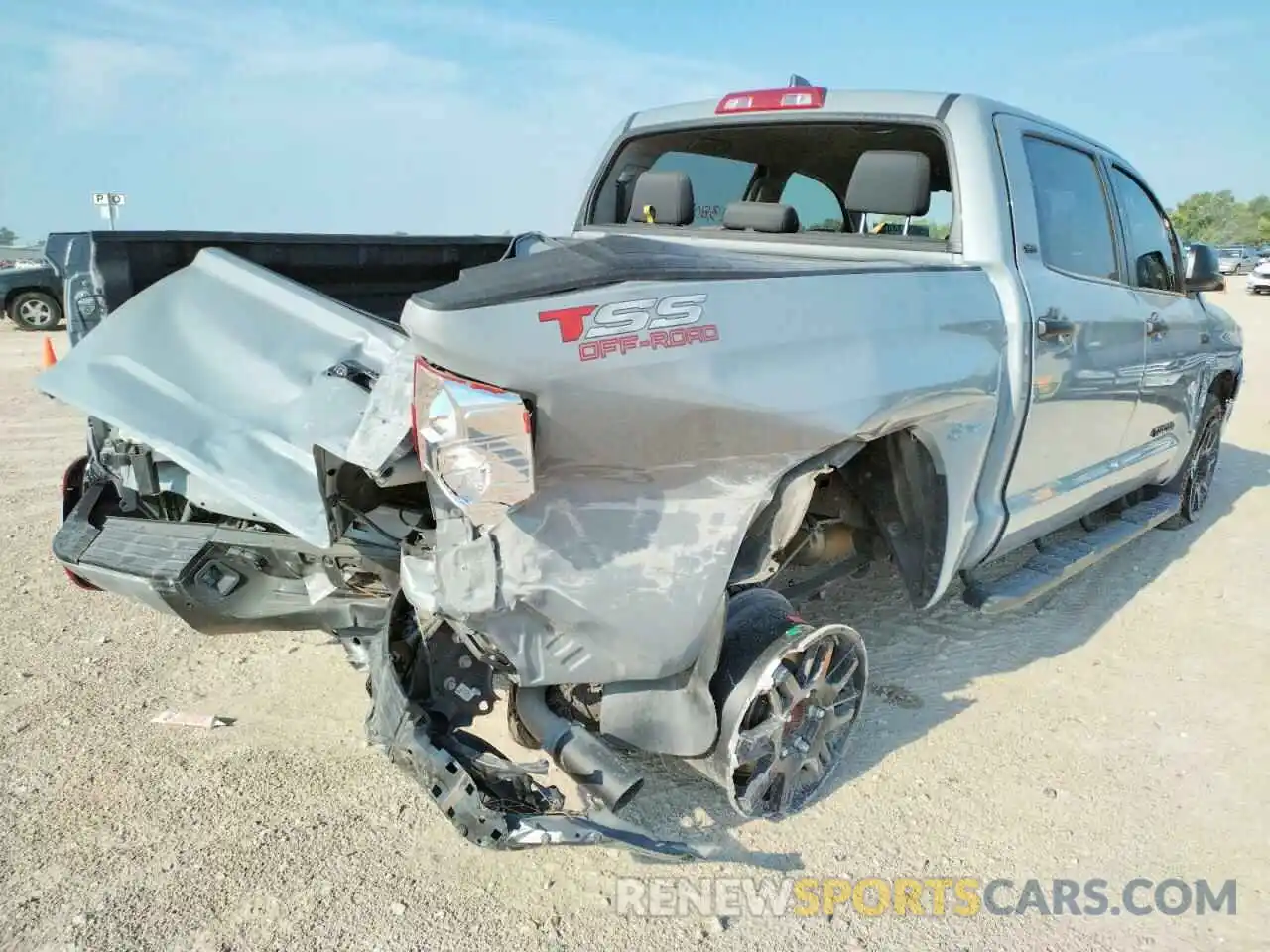 4 Photograph of a damaged car 5TFEY5F1XMX278722 TOYOTA TUNDRA 2021