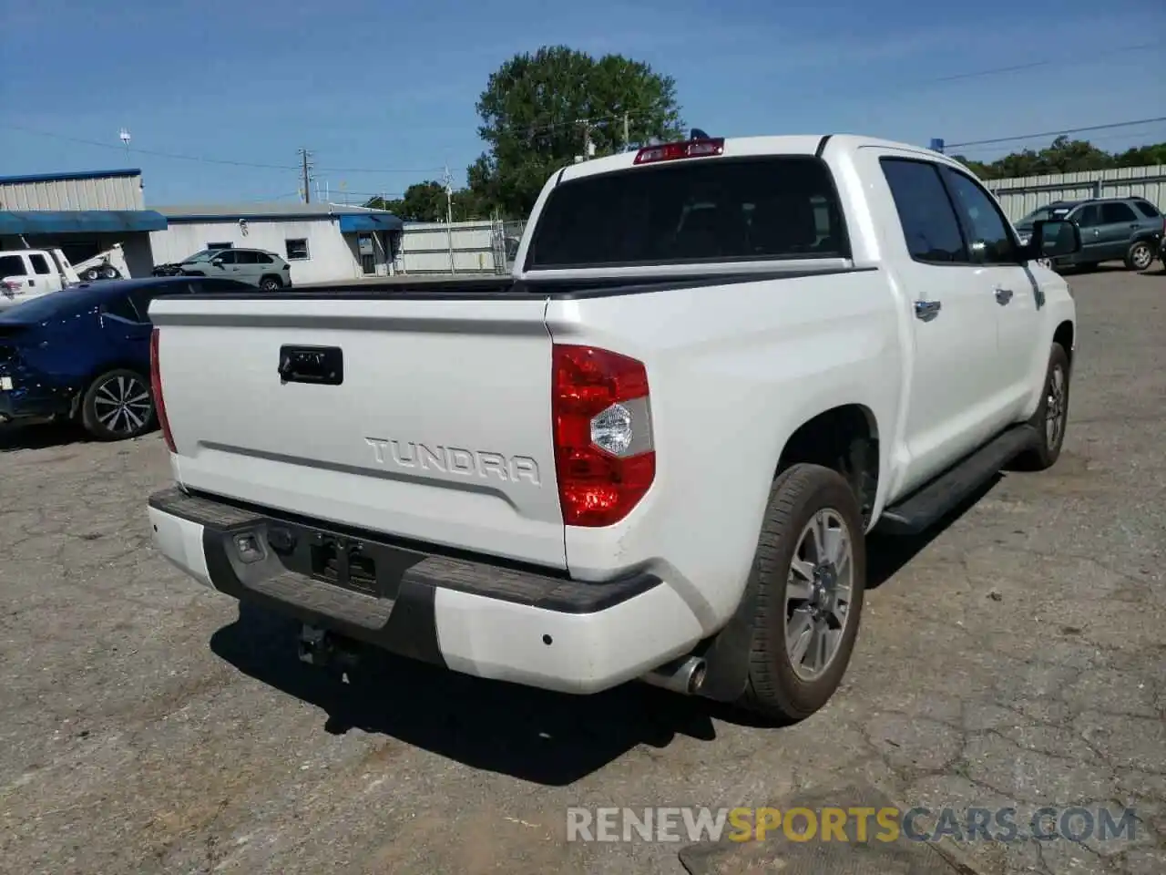 4 Photograph of a damaged car 5TFGY5F12MX285723 TOYOTA TUNDRA 2021