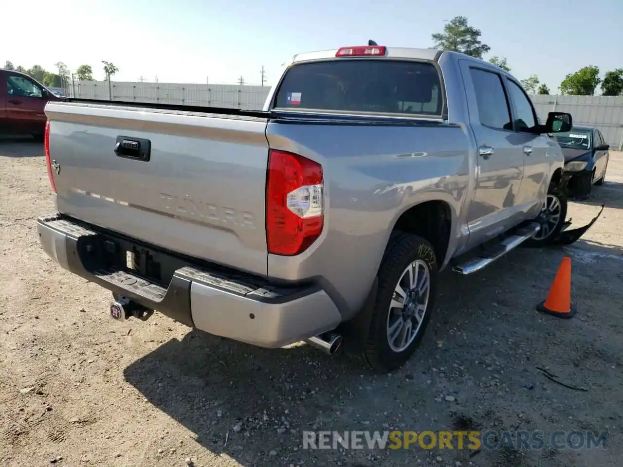 4 Photograph of a damaged car 5TFGY5F13MX299341 TOYOTA TUNDRA 2021