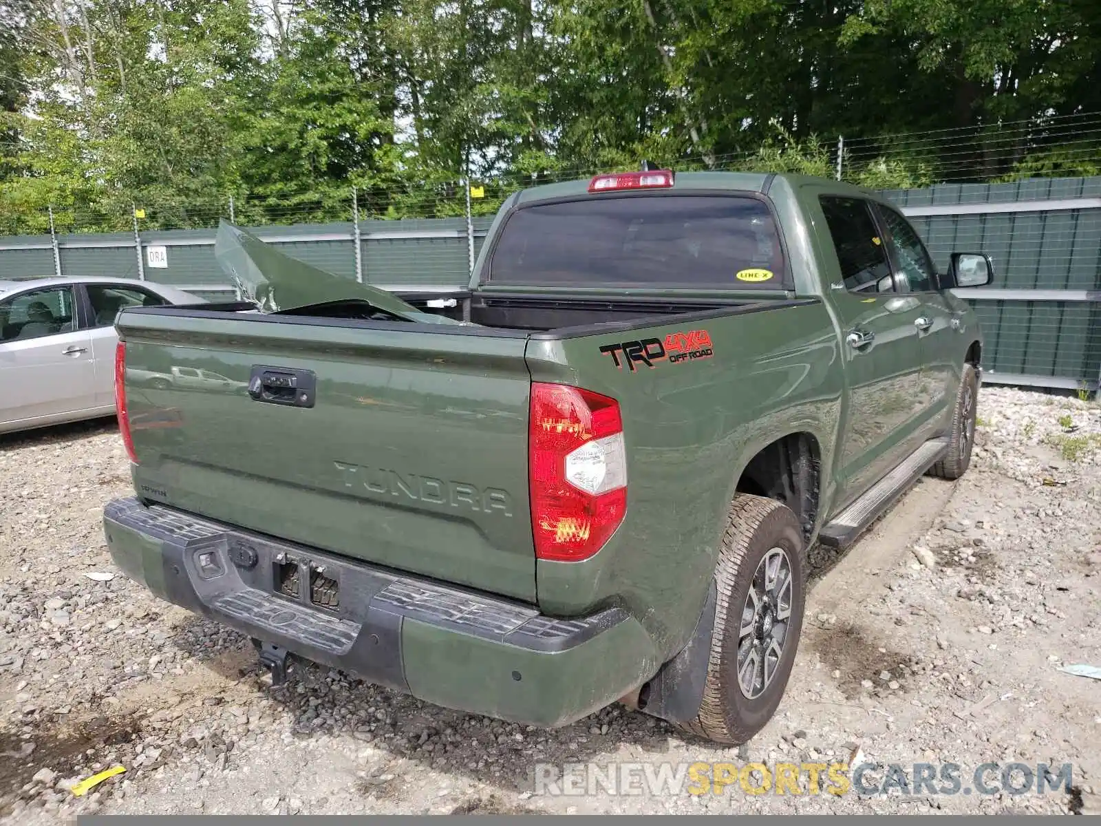 4 Photograph of a damaged car 5TFHY5F10MX968962 TOYOTA TUNDRA 2021