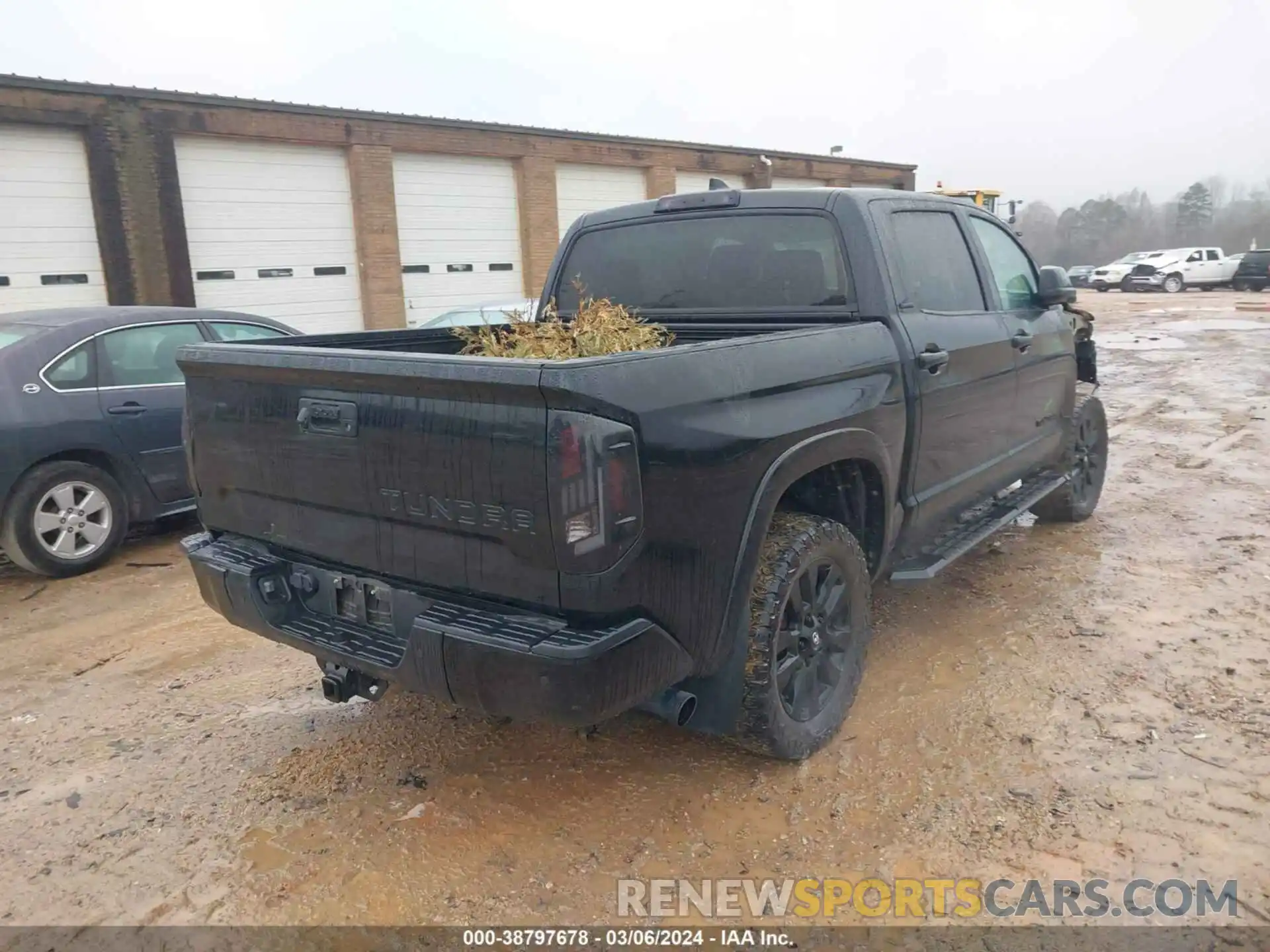 4 Photograph of a damaged car 5TFHY5F10MX993019 TOYOTA TUNDRA 2021