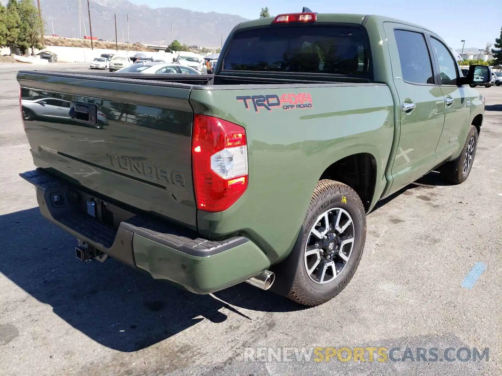 4 Photograph of a damaged car 5TFHY5F11MX012986 TOYOTA TUNDRA 2021