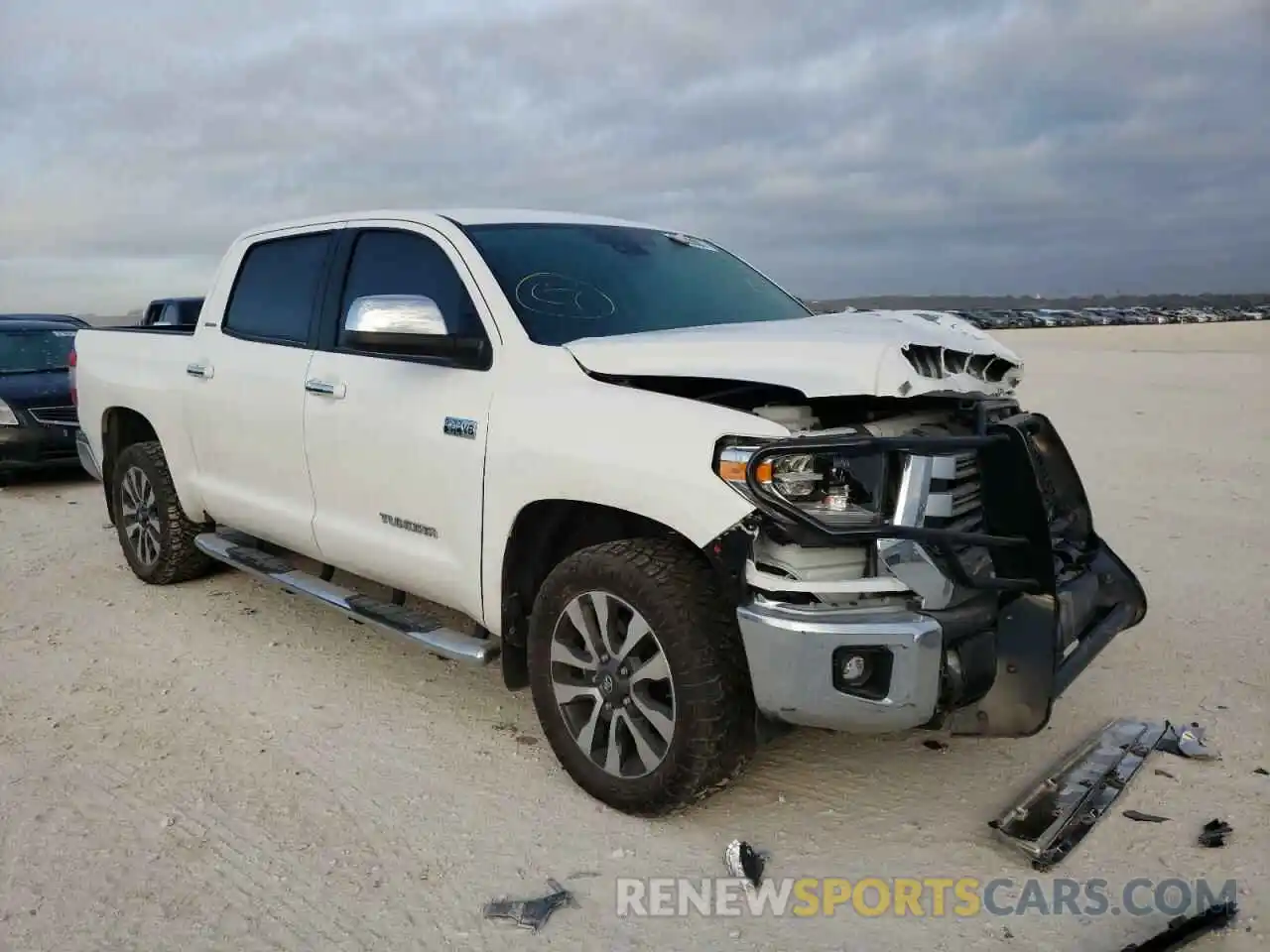 1 Photograph of a damaged car 5TFHY5F11MX017797 TOYOTA TUNDRA 2021