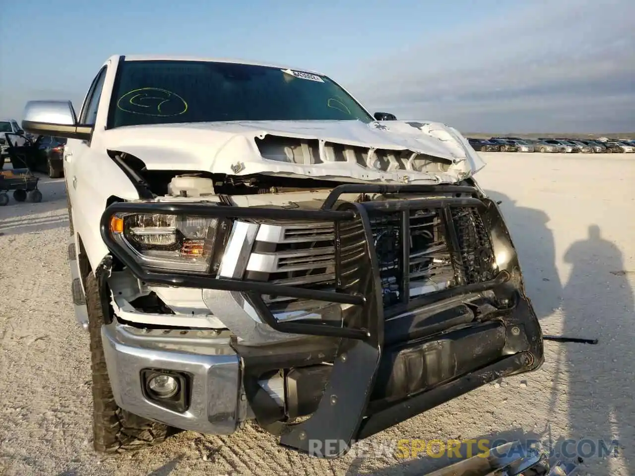 9 Photograph of a damaged car 5TFHY5F11MX017797 TOYOTA TUNDRA 2021