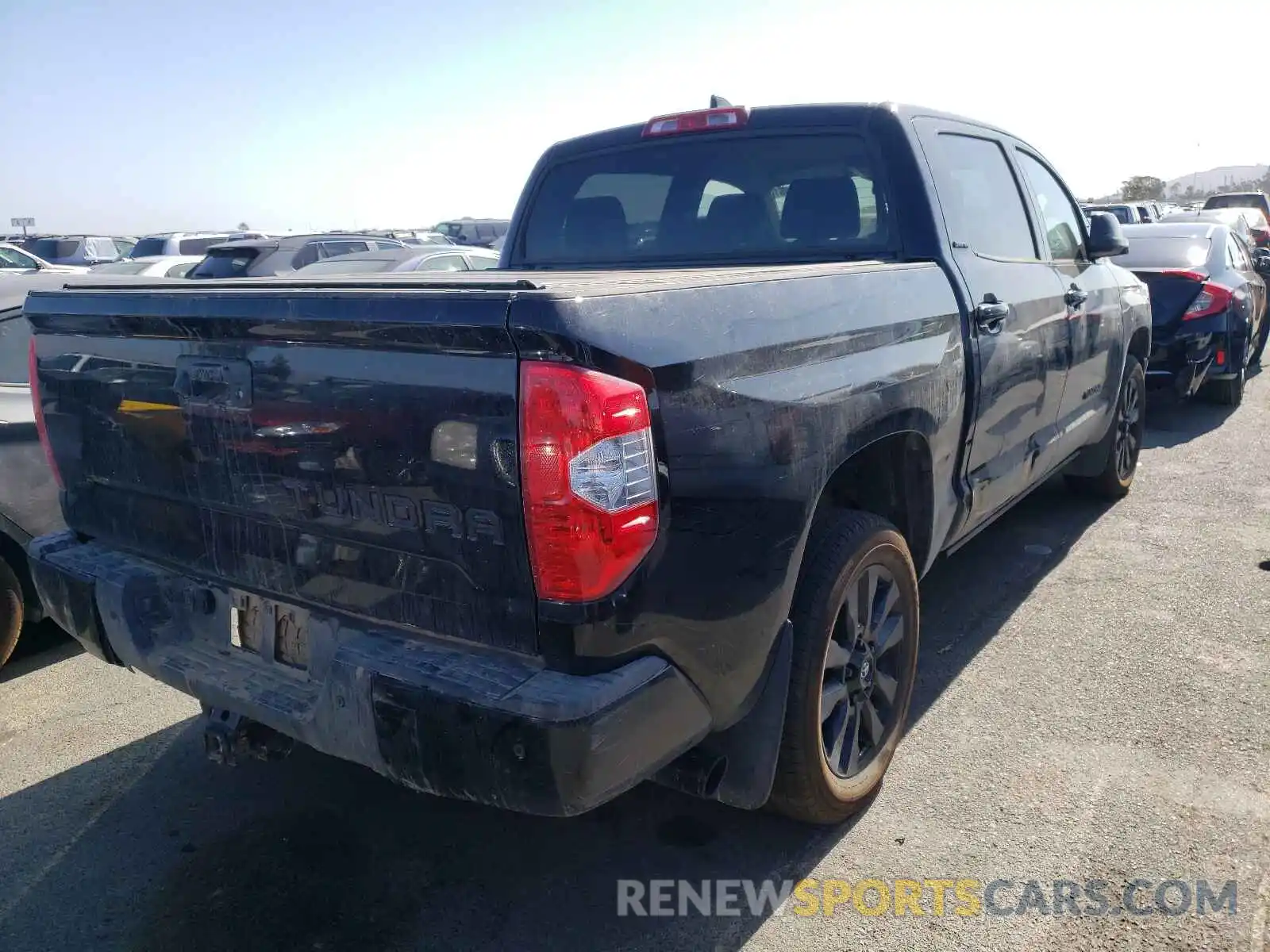 4 Photograph of a damaged car 5TFHY5F12MX964461 TOYOTA TUNDRA 2021