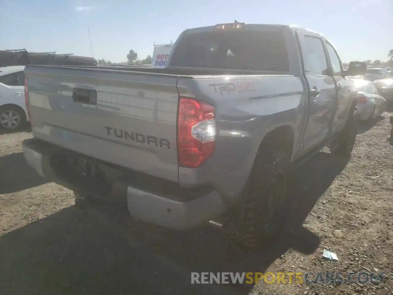 4 Photograph of a damaged car 5TFHY5F13MX022919 TOYOTA TUNDRA 2021