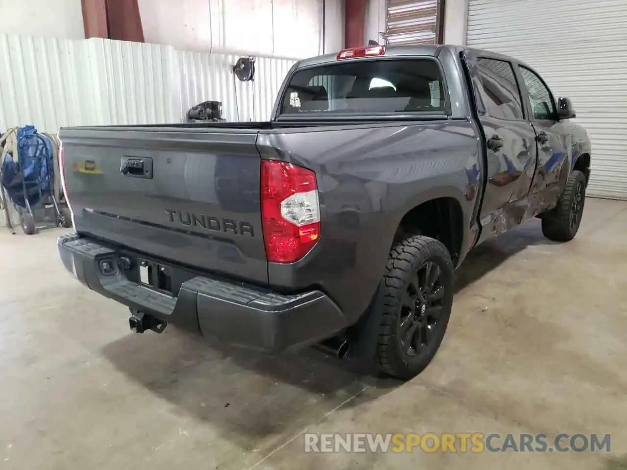 4 Photograph of a damaged car 5TFHY5F15MX038880 TOYOTA TUNDRA 2021