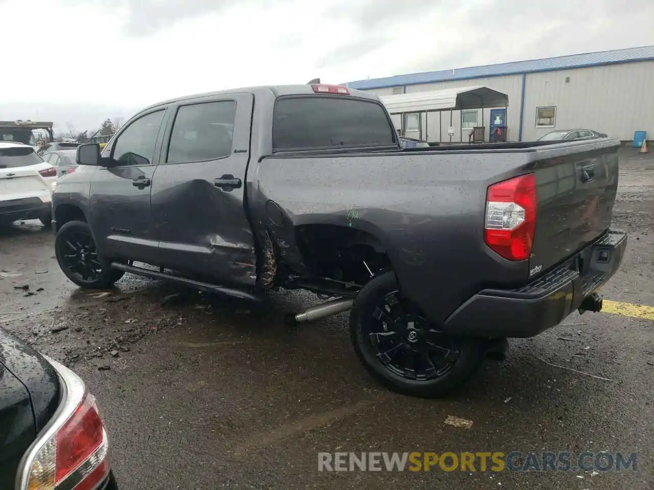 2 Photograph of a damaged car 5TFHY5F16MX011770 TOYOTA TUNDRA 2021