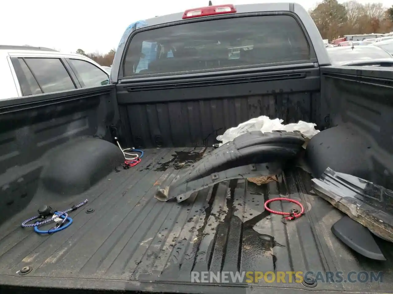 6 Photograph of a damaged car 5TFHY5F16MX991128 TOYOTA TUNDRA 2021