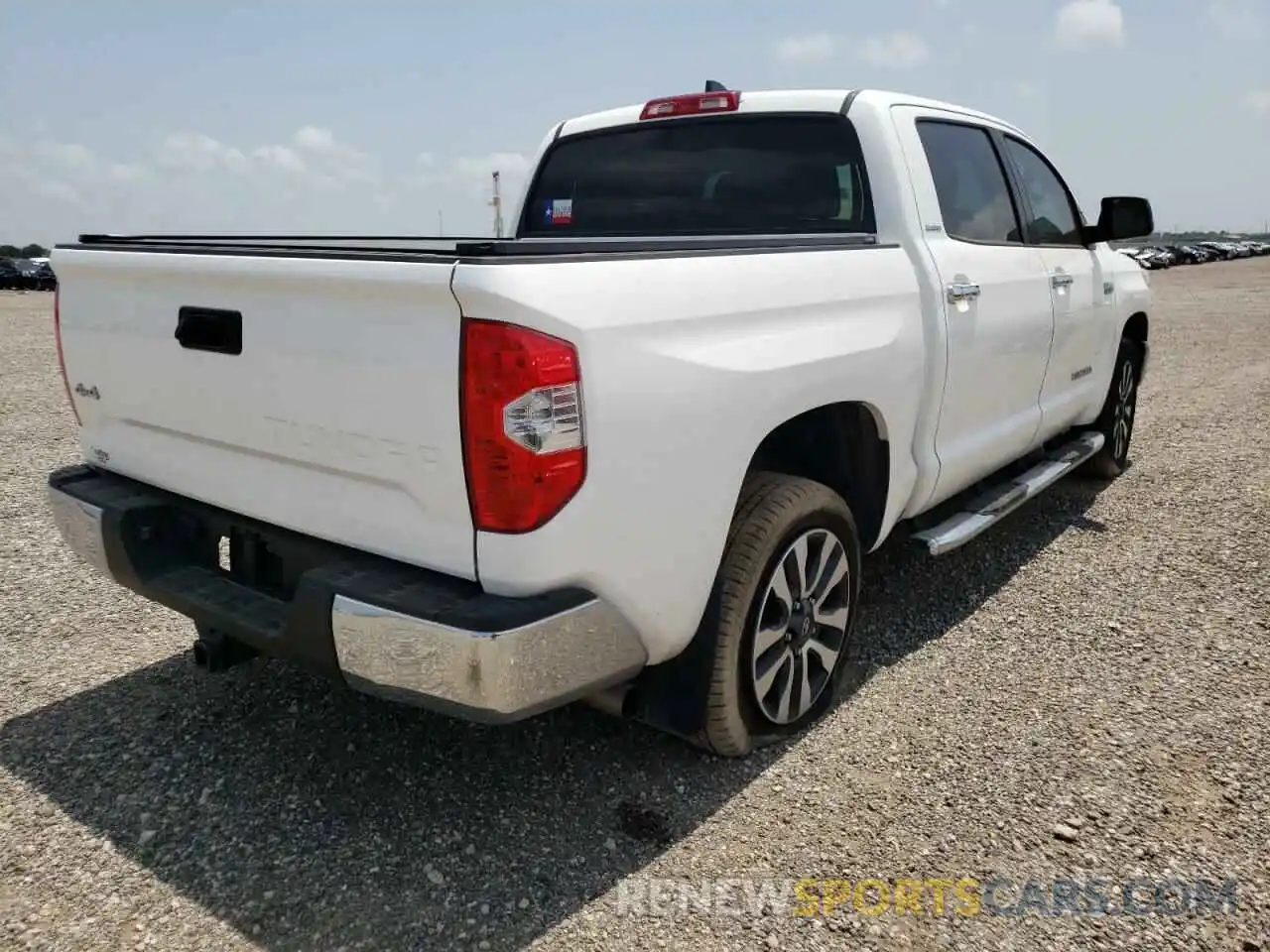 4 Photograph of a damaged car 5TFHY5F17MX019084 TOYOTA TUNDRA 2021