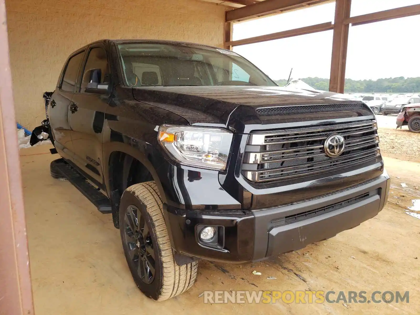 1 Photograph of a damaged car 5TFHY5F18MX009650 TOYOTA TUNDRA 2021