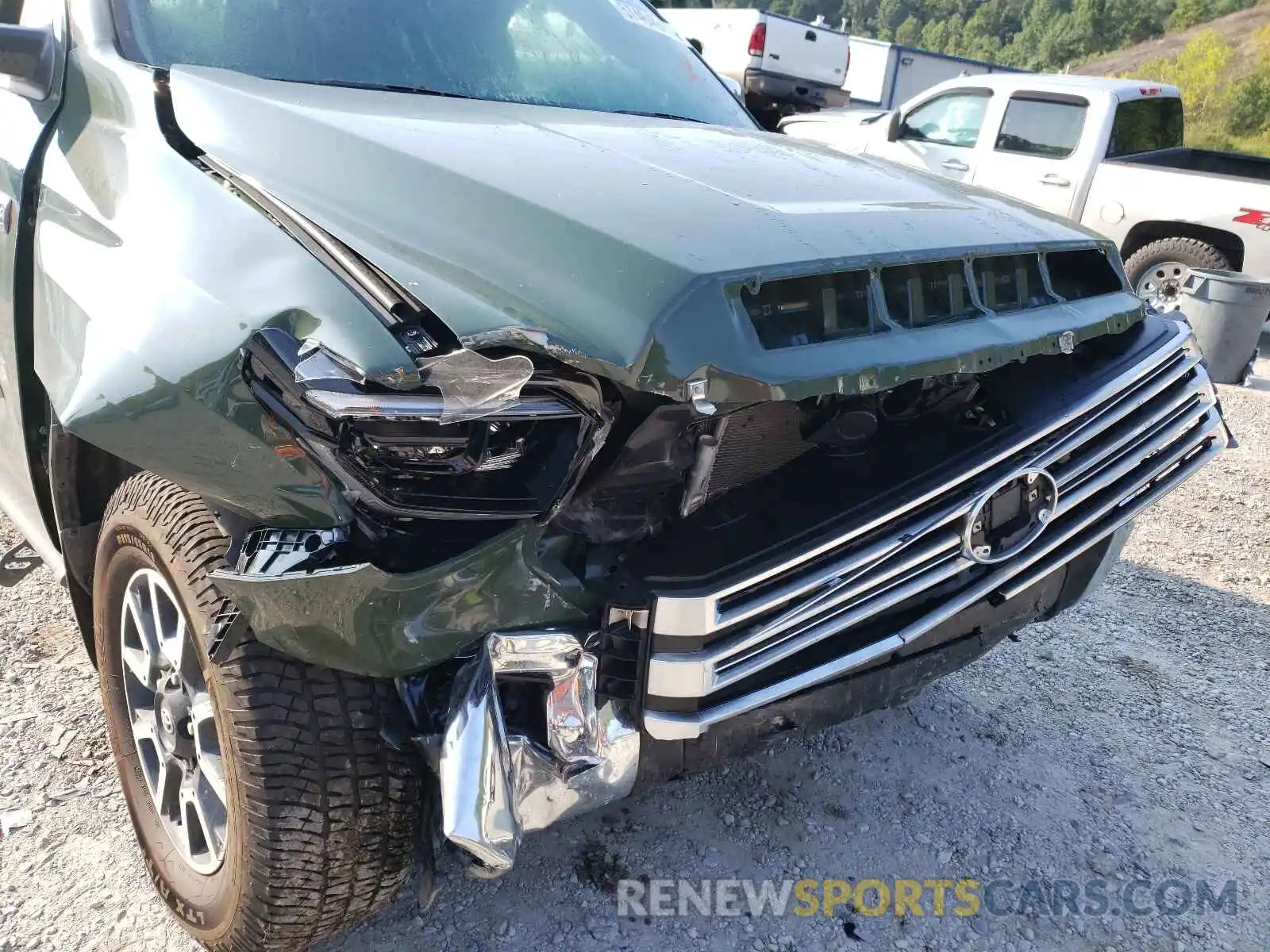 9 Photograph of a damaged car 5TFHY5F19MX009608 TOYOTA TUNDRA 2021