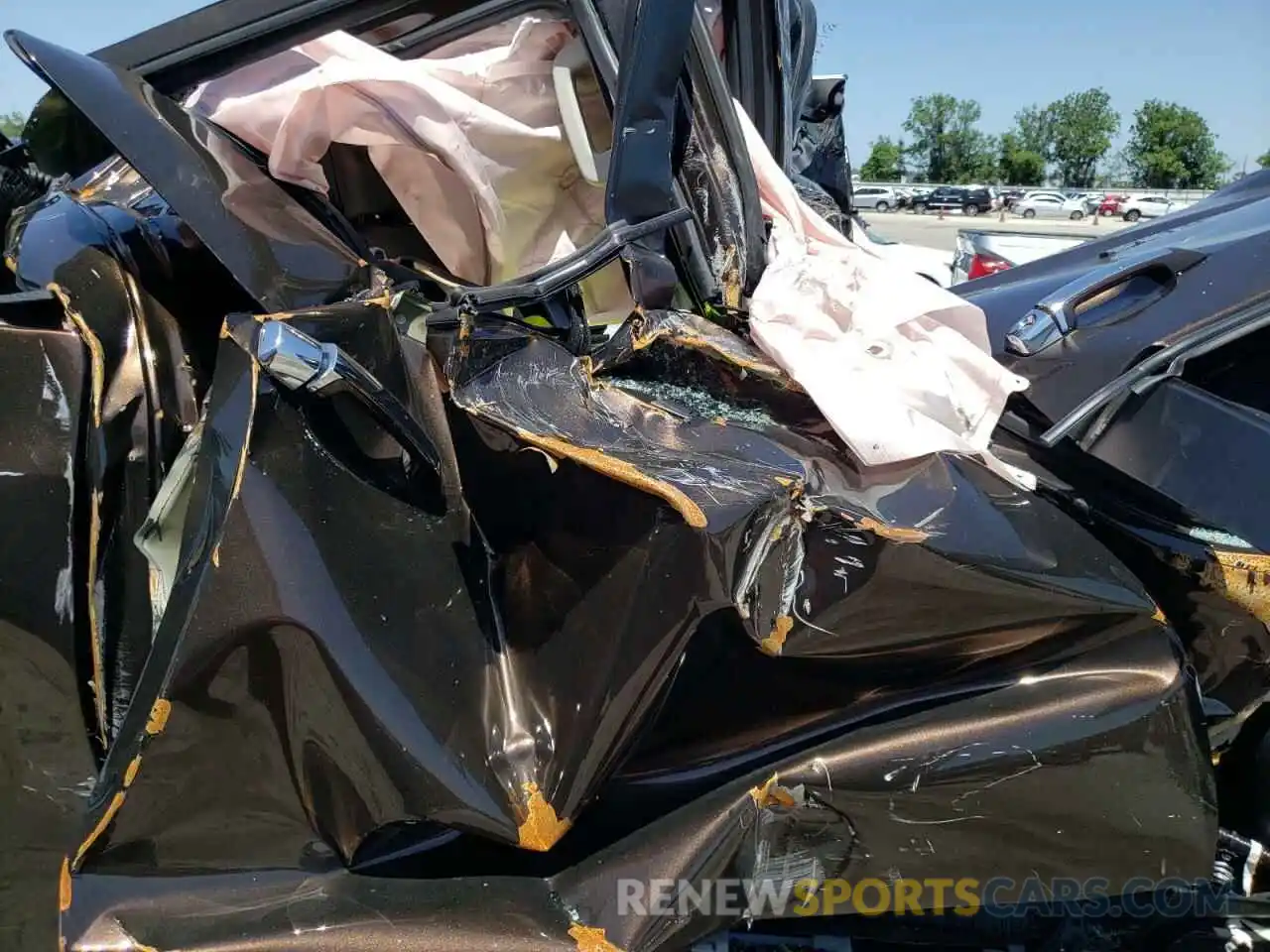 6 Photograph of a damaged car 5TFHY5F1XMX022934 TOYOTA TUNDRA 2021