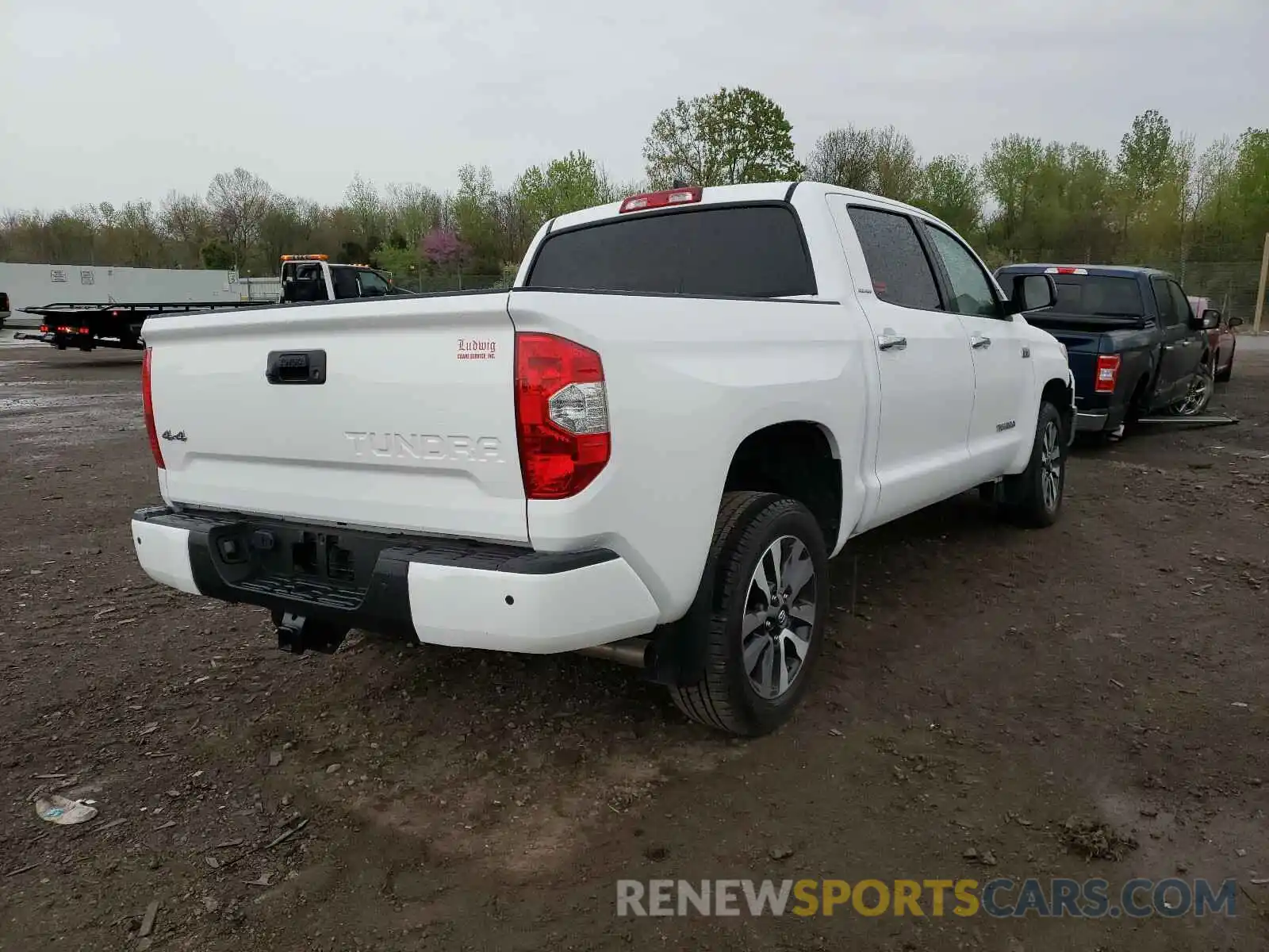 4 Photograph of a damaged car 5TFHY5F1XMX994355 TOYOTA TUNDRA 2021