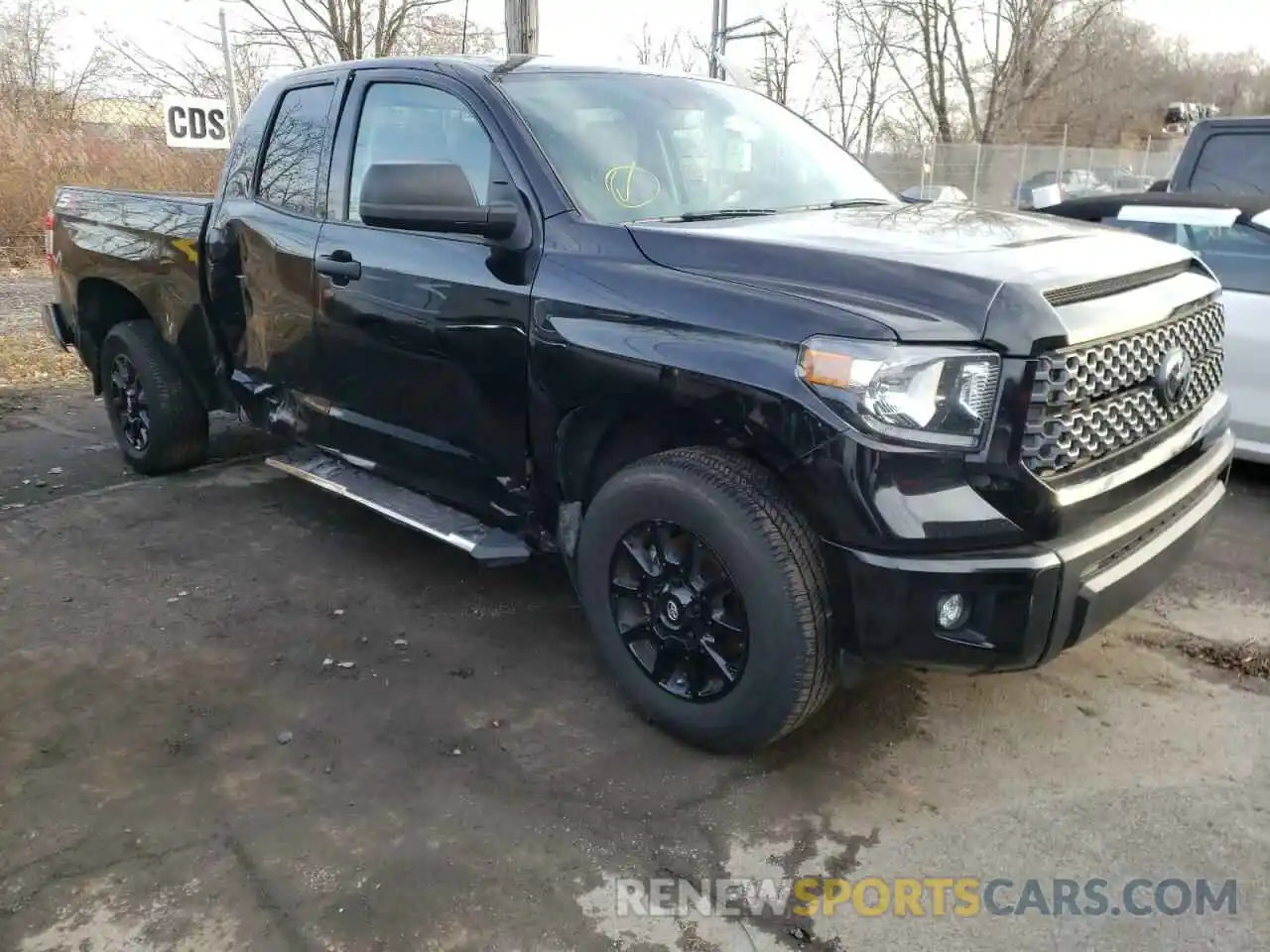 1 Photograph of a damaged car 5TFRY5F10MX276950 TOYOTA TUNDRA 2021