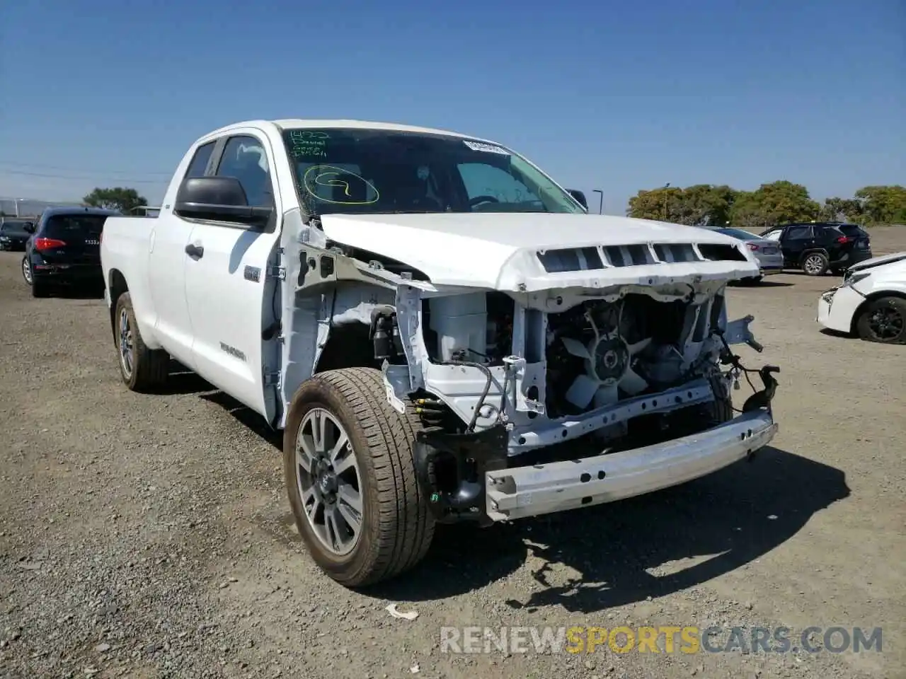 1 Photograph of a damaged car 5TFRY5F12MX294205 TOYOTA TUNDRA 2021