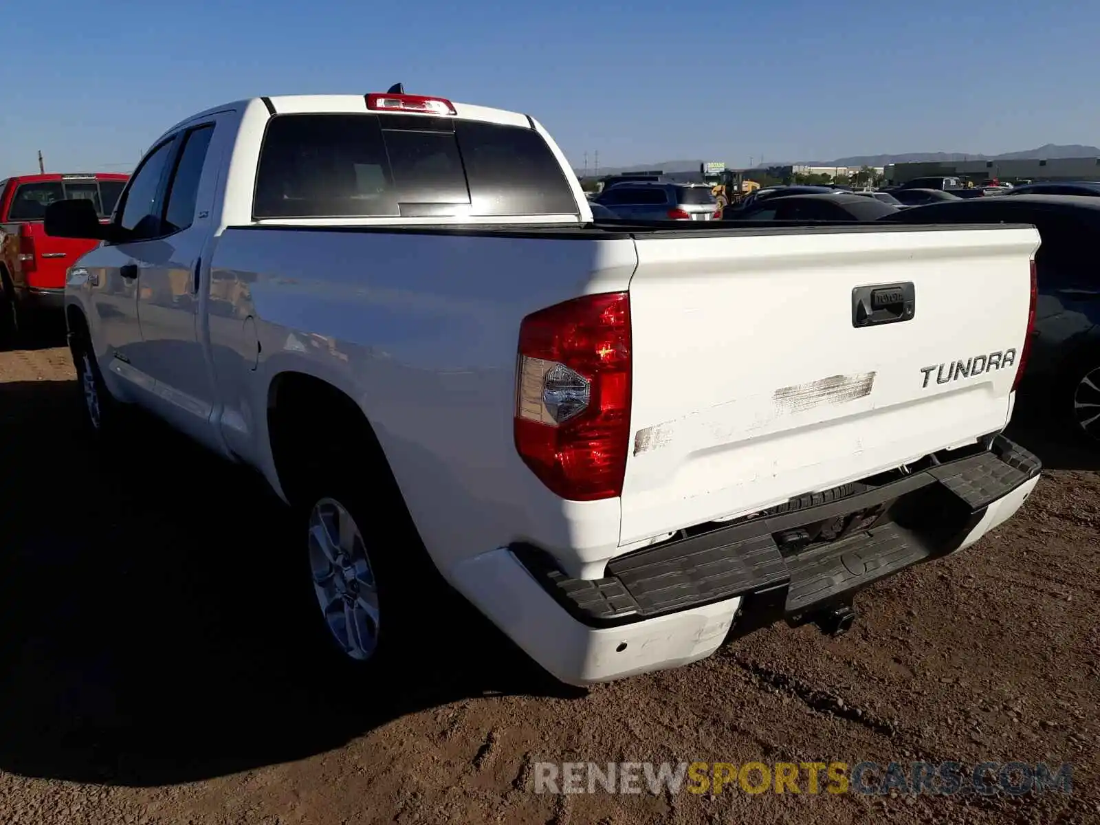 3 Photograph of a damaged car 5TFRY5F14MX273338 TOYOTA TUNDRA 2021