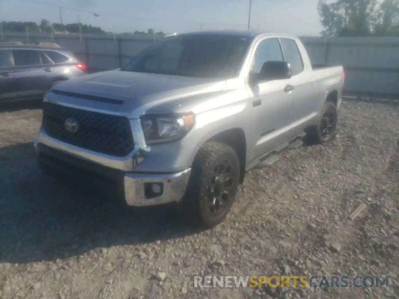 2 Photograph of a damaged car 5TFRY5F15MX289841 TOYOTA TUNDRA 2021