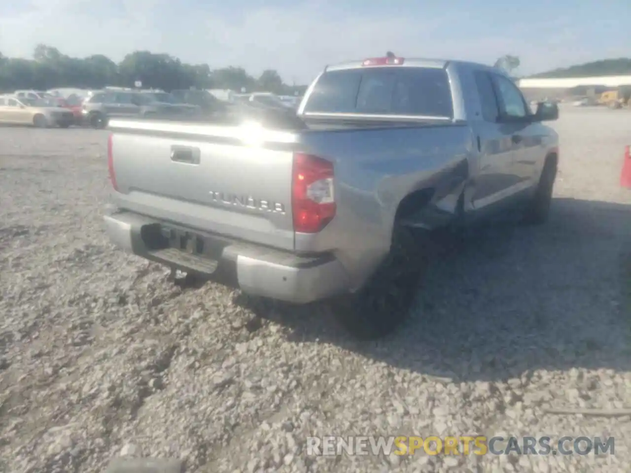 4 Photograph of a damaged car 5TFRY5F15MX289841 TOYOTA TUNDRA 2021