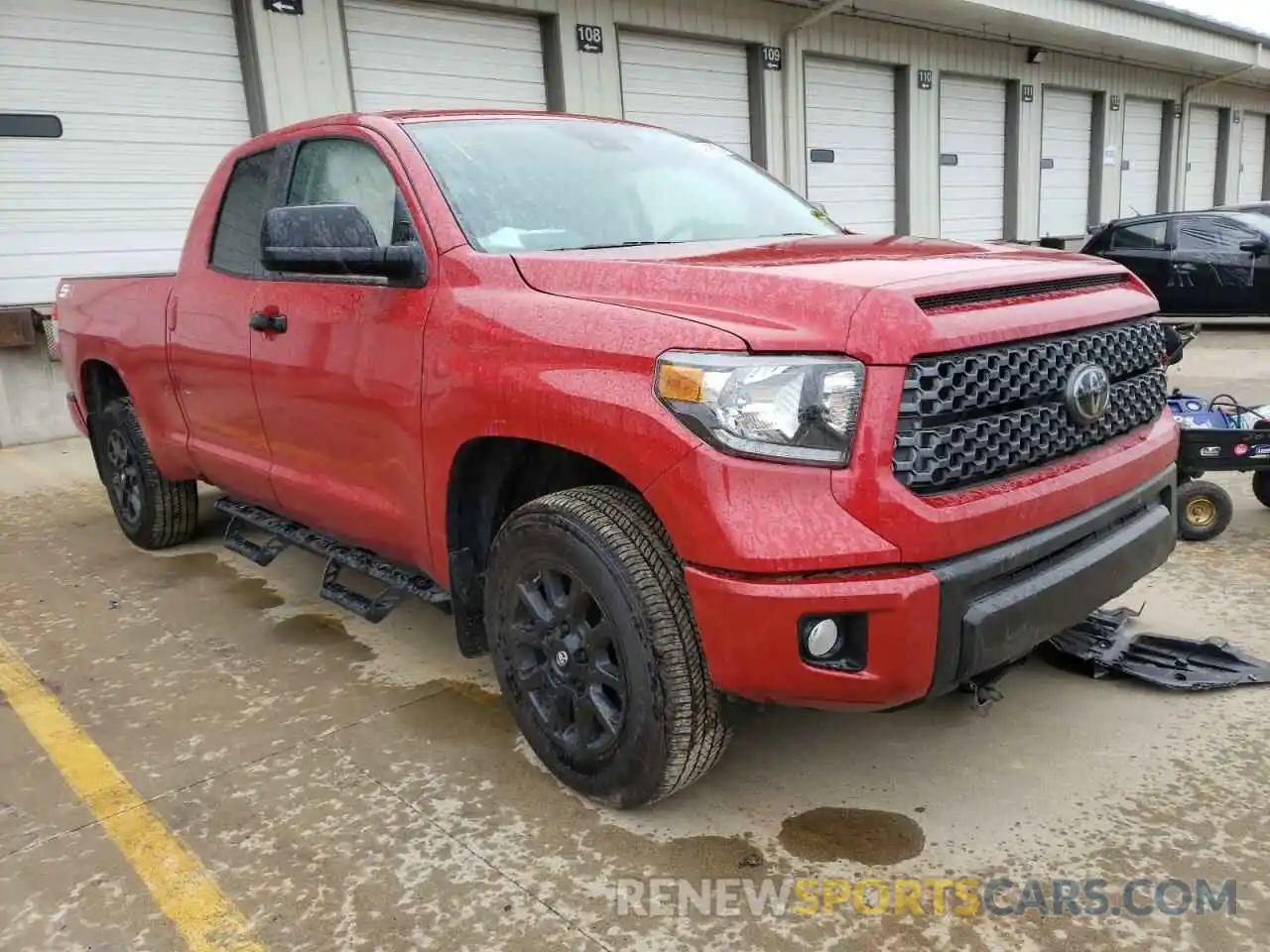 1 Photograph of a damaged car 5TFRY5F15MX299172 TOYOTA TUNDRA 2021