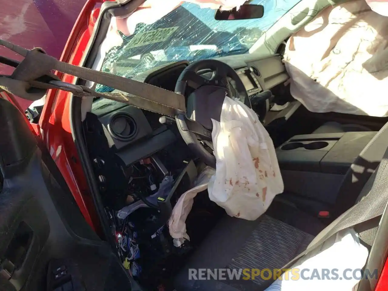 8 Photograph of a damaged car 5TFRY5F16MX281912 TOYOTA TUNDRA 2021