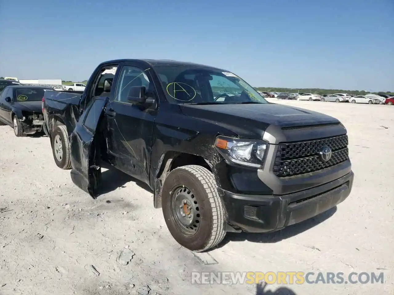 1 Photograph of a damaged car 5TFRY5F16MX285006 TOYOTA TUNDRA 2021